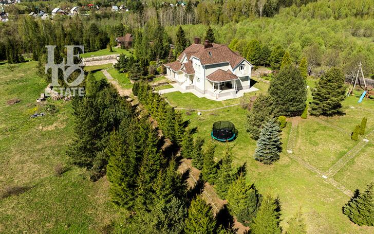 2-этажный коттедж 585 м² с отделкой