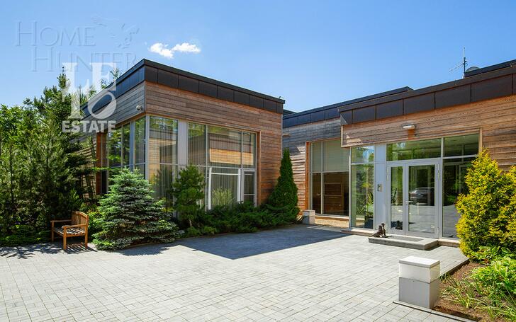 1-этажный коттедж 650 м² с отделкой