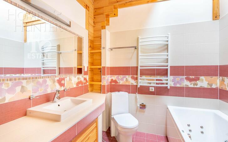 2-этажный коттедж 400 м² с отделкой