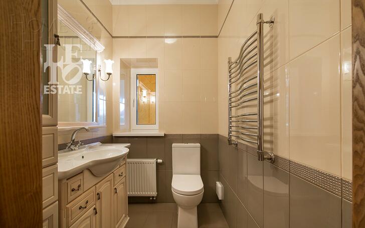 2-этажный коттедж 620 м² с отделкой