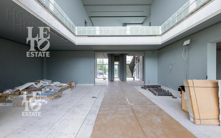 3-этажный коттедж 1 445 м² без отделки