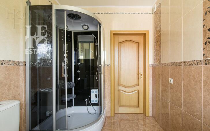 2-этажный коттедж 620 м² с отделкой