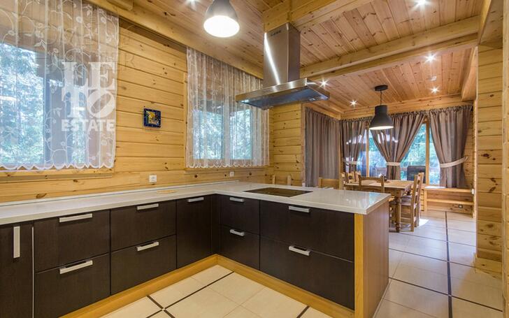 2-этажный коттедж 500 м² с отделкой