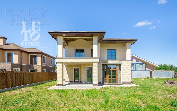 2-этажный коттедж 303 м² без отделки