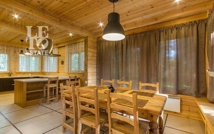 2-этажный коттедж 500 м² с отделкой