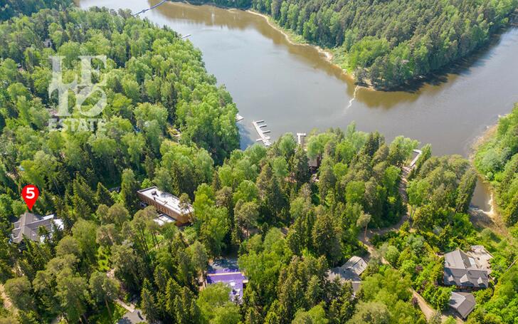 2-этажный коттедж 400 м² с отделкой