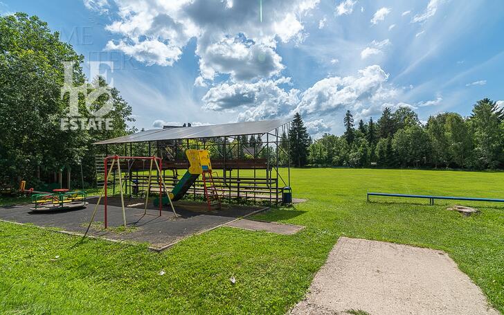 3-этажный коттедж 1 348 м² с отделкой