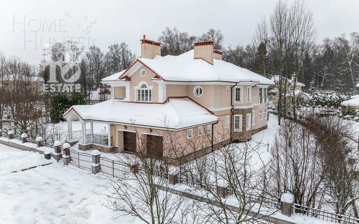 2-этажный коттедж 495 м² с отделкой