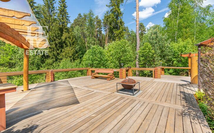 2-этажный коттедж 400 м² с отделкой