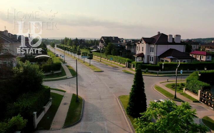 2-этажный коттедж 307 м² без отделки