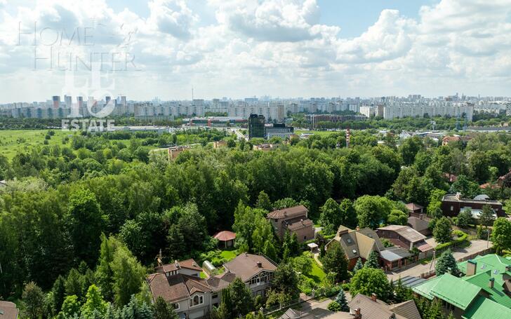 3-этажный коттедж 640 м² с отделкой