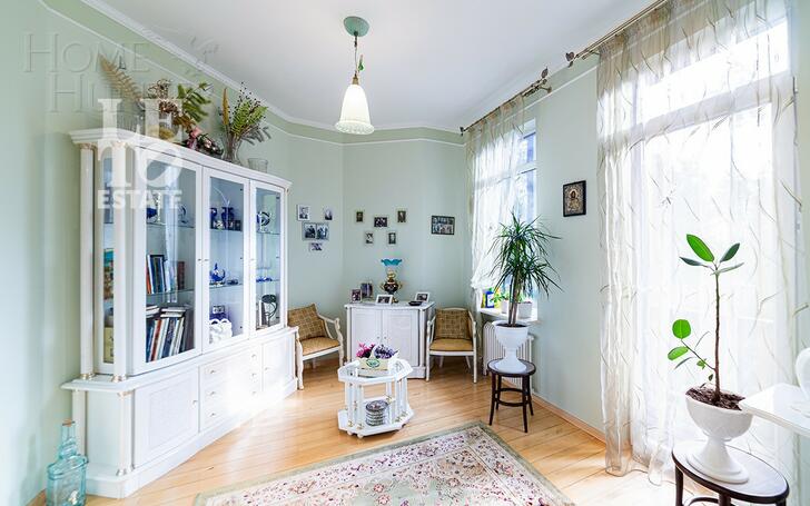 3-этажный коттедж 490 м² с отделкой