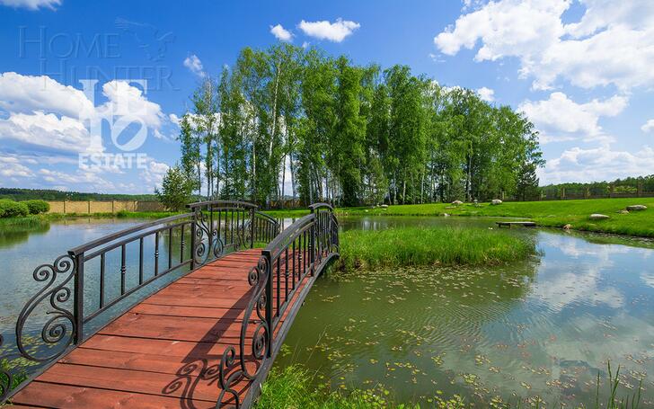 3-этажный коттедж 1 500 м² с отделкой