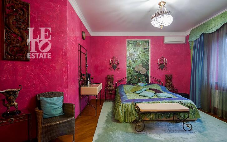2-этажный коттедж 550 м² с отделкой