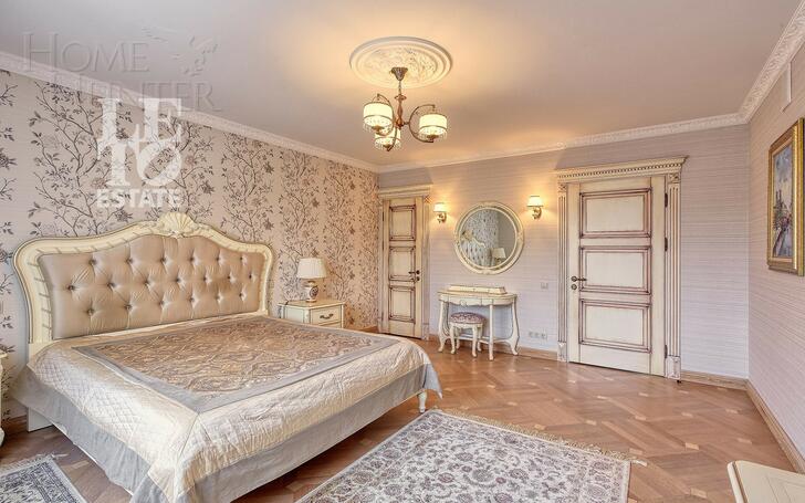 2-этажный коттедж 650 м² с отделкой