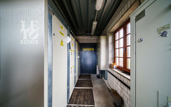 3-этажный коттедж 2 270 м² без отделки