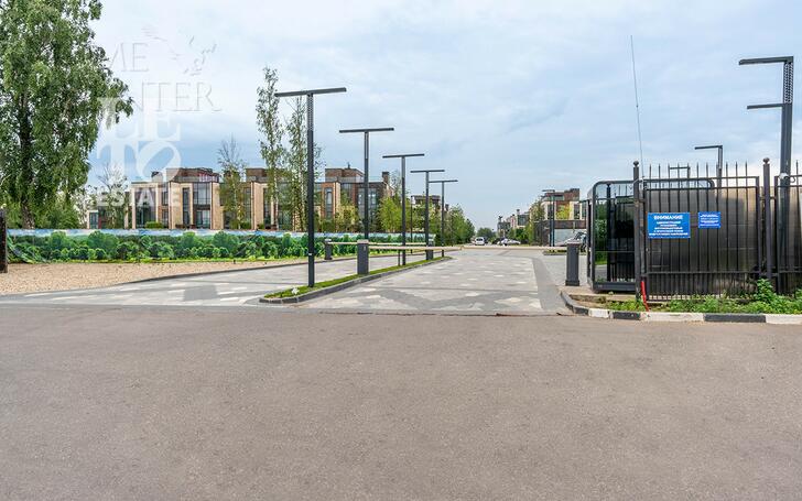 3-этажный таунхаус 244.7 м² с отделкой