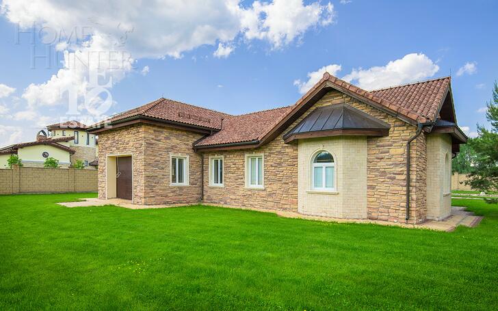 3-этажный коттедж 1 500 м² с отделкой