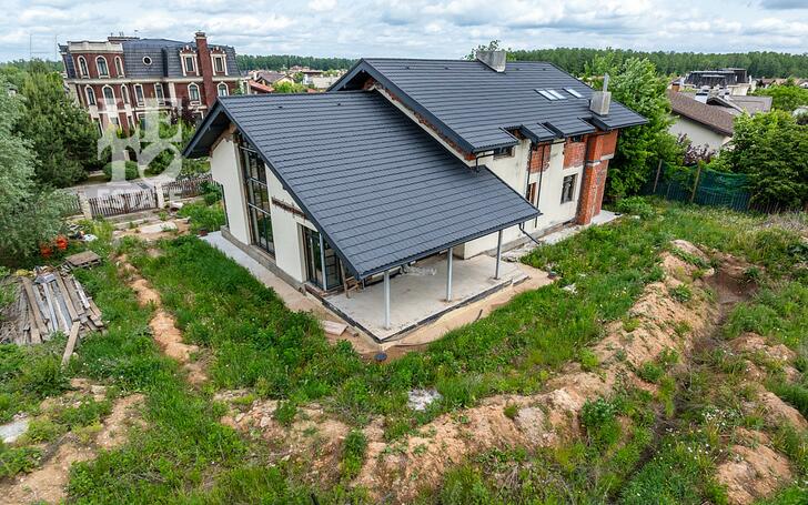 2-этажный коттедж 418.23 м² без отделки