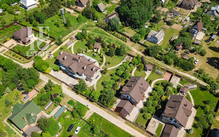 2-этажный коттедж 962.1 м² без отделки