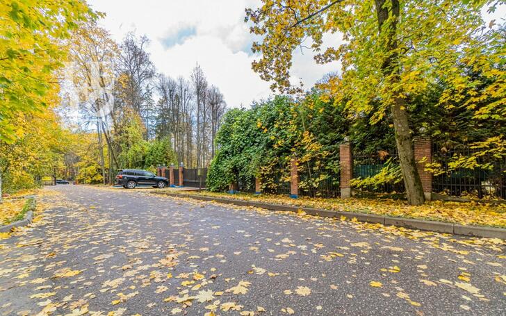 3-этажный коттедж 150 м² с отделкой
