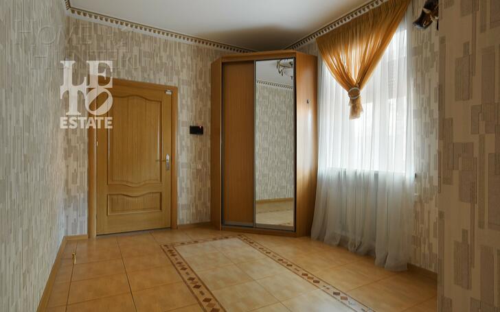 3-этажный коттедж 406 м² с отделкой