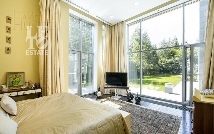1-этажный коттедж 650 м² с отделкой