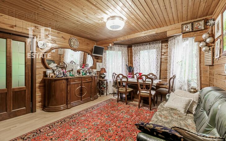3-этажный коттедж 150 м² с отделкой