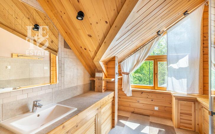 2-этажный коттедж 400 м² с отделкой