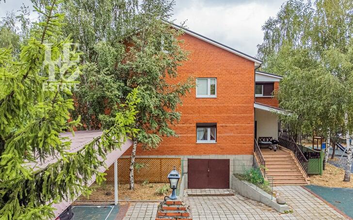 2-этажный коттедж 412.6 м² с отделкой