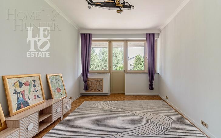 3-этажный коттедж 1 348 м² с отделкой
