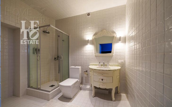 2-этажный коттедж 585 м² с отделкой