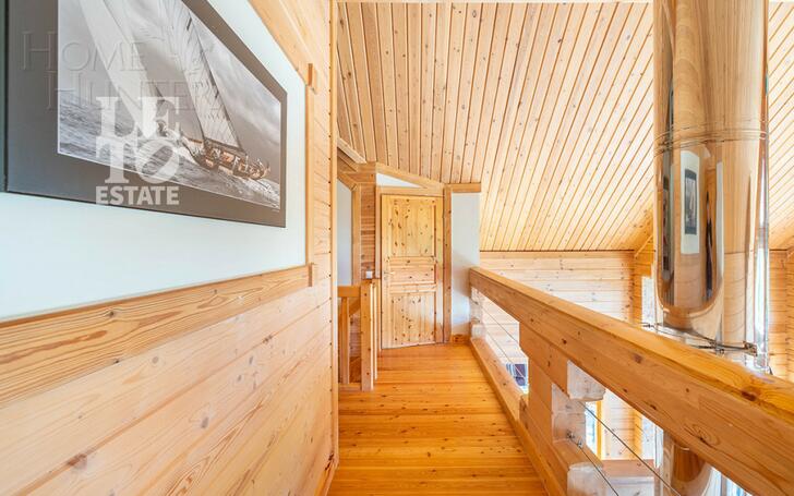 2-этажный коттедж 400 м² с отделкой