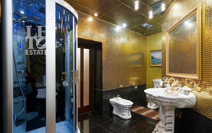 2-этажный коттедж 550 м² с отделкой