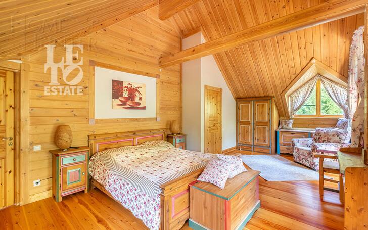 2-этажный коттедж 400 м² с отделкой