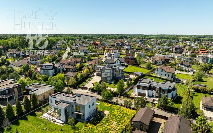 2-этажный коттедж 568.2 м² без отделки