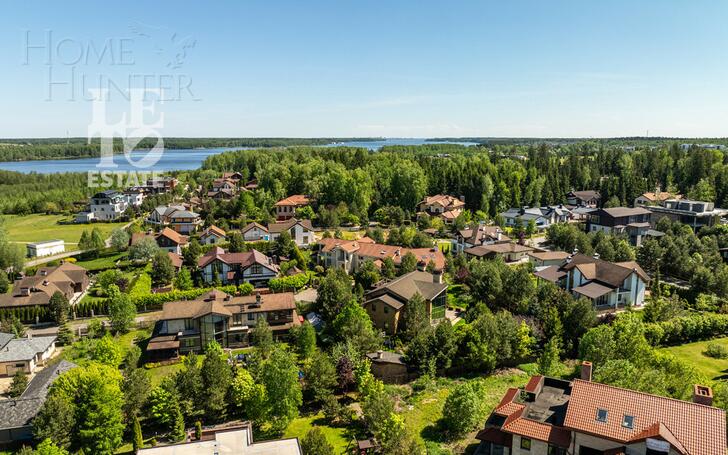 2-этажный коттедж 568.2 м² без отделки