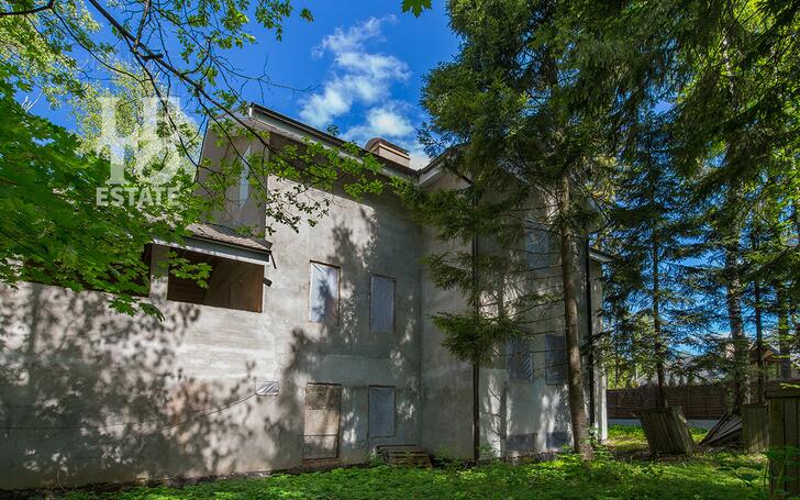 2-этажный коттедж 650 м² без отделки