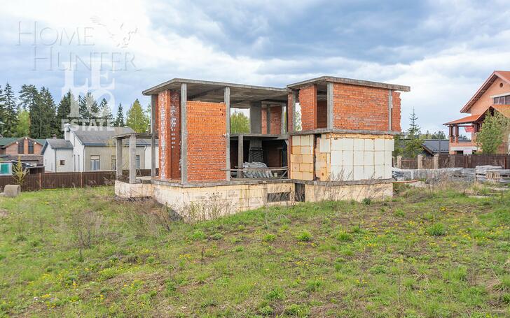 2-этажный коттедж 558 м² без отделки