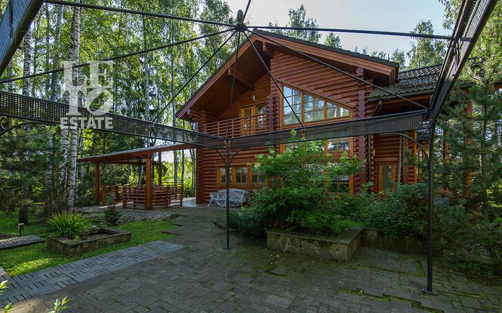 2-этажный коттедж 309 м² с отделкой
