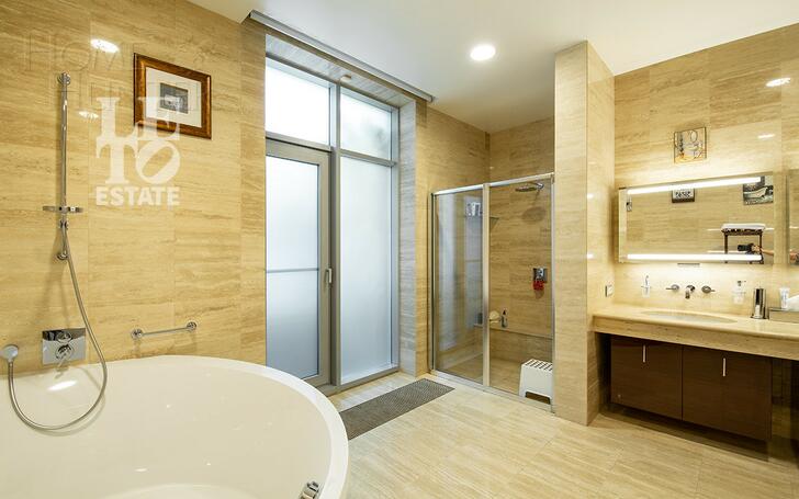 1-этажный коттедж 650 м² с отделкой