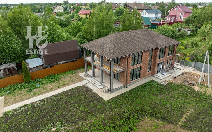 2-этажный коттедж 406.4 м² без отделки