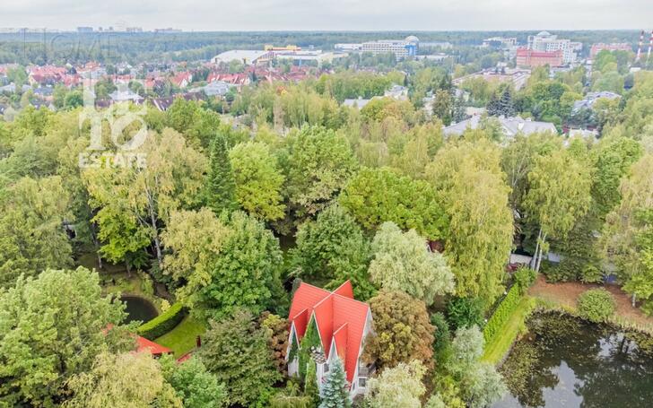 3-этажный коттедж 150 м² с отделкой