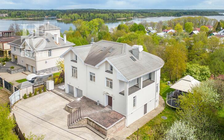 2-этажный коттедж 680 м² без отделки