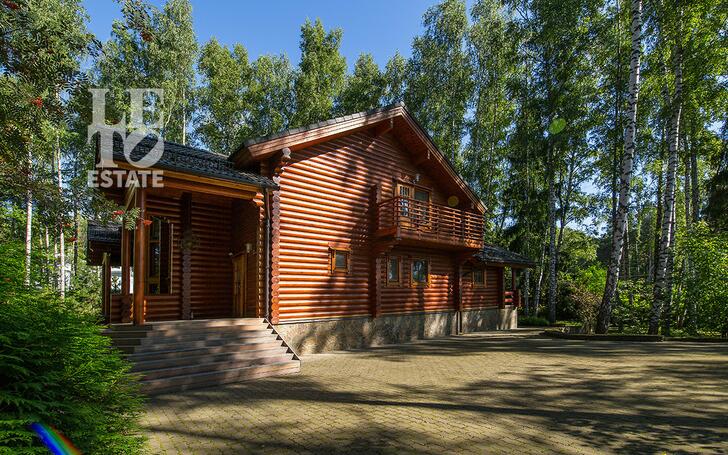 2-этажный коттедж 309 м² с отделкой