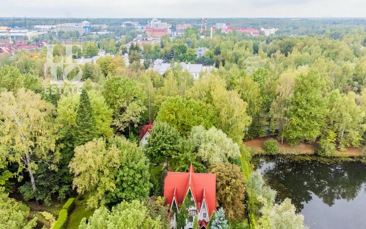 3-этажный коттедж 150 м² с отделкой