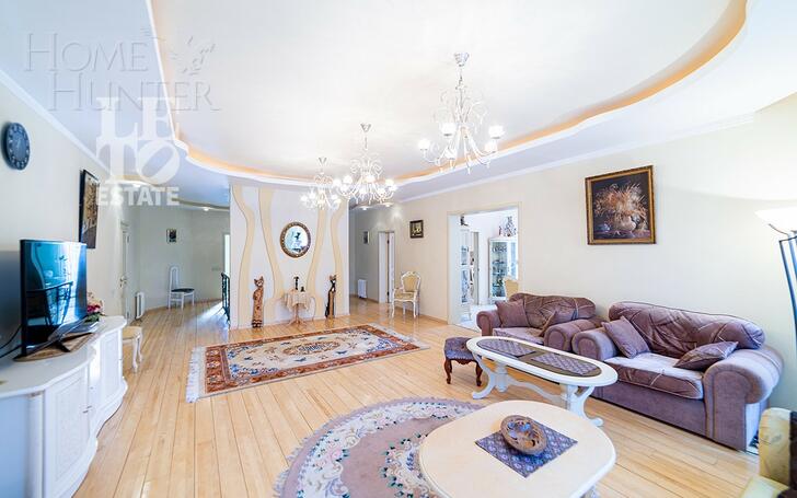 3-этажный коттедж 490 м² с отделкой
