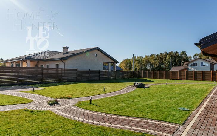 2-этажный коттедж 400 м² с отделкой