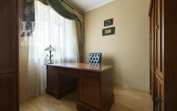 3-этажный коттедж 406 м² с отделкой