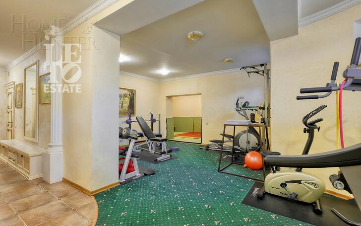 2-этажный коттедж 650 м² с отделкой
